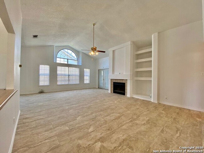 Building Photo - ***APPLICATION CURRENTLY UNDER REVIEW***St...
