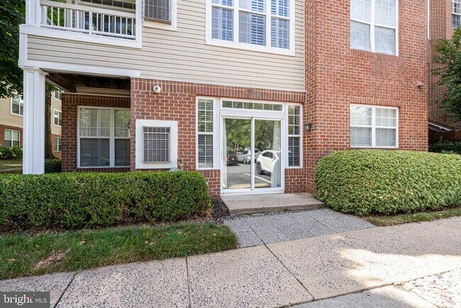 Building Photo - 4200 Mozart Brigade Ln