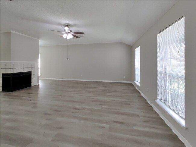 Building Photo - 13830 Keyworth Dr