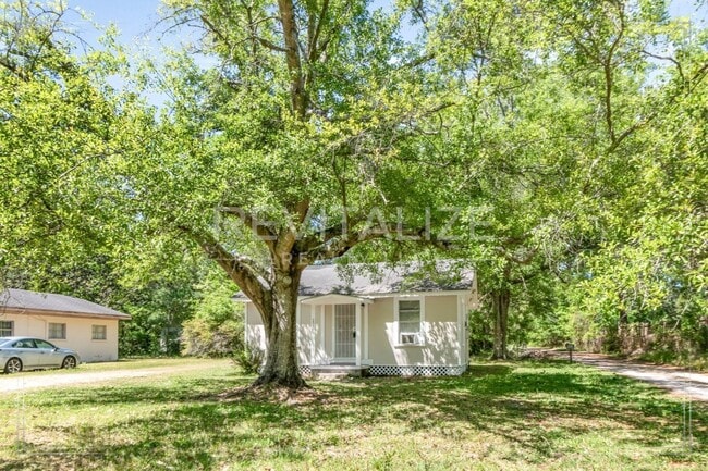 Building Photo - Newly Updated 1 Bed/1 Bath House in Mobile!
