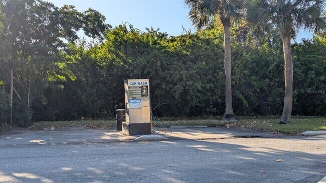 Building Photo - 4061 Crockers Lake Blvd