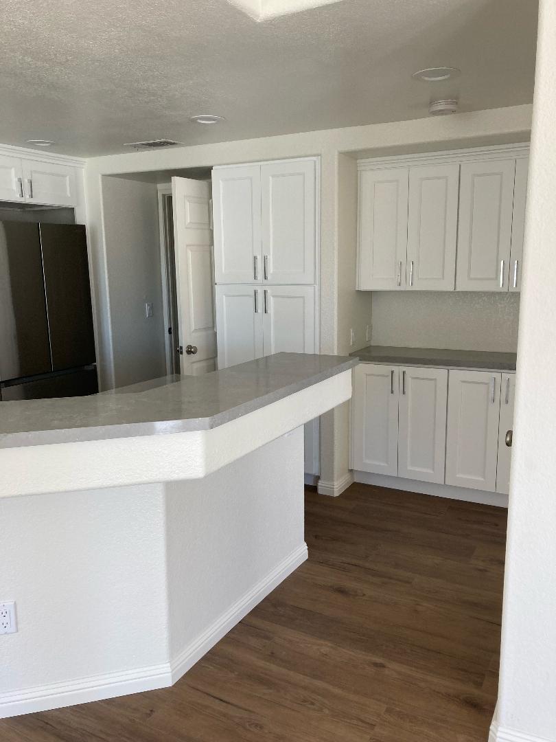 Building Photo - 7030 Paseo Encantada