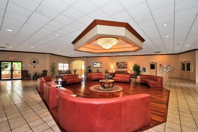 Building Photo - 369 Lakeview Dr