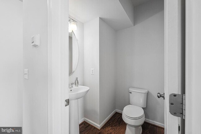 Building Photo - 24575 Rosebay Terrace