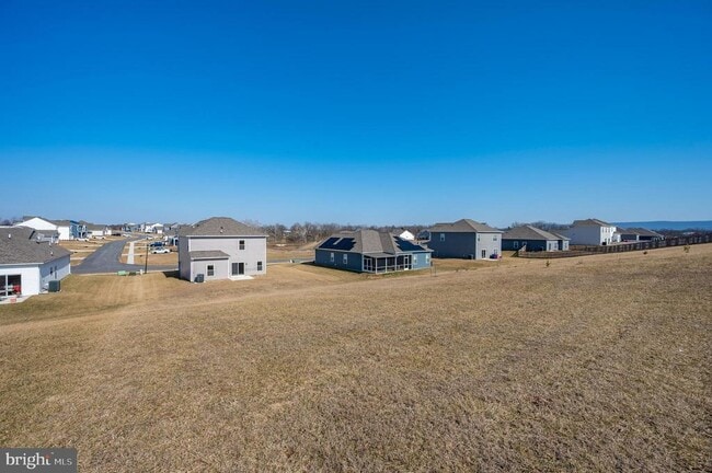 Building Photo - 9962 Roulette Dr