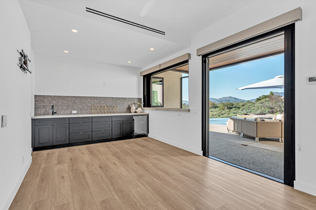 Building Photo - 14692 Ranch Trail Dr