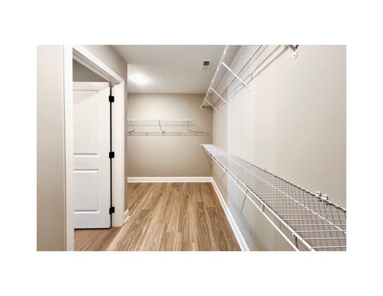 Building Photo - 9024 Kirkhaven Ln