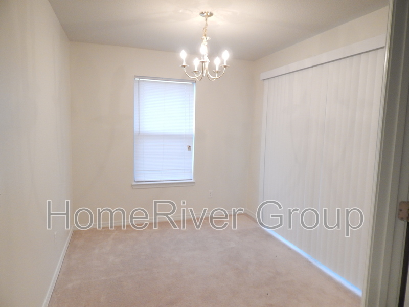 Building Photo - 133 Sandstone Trail