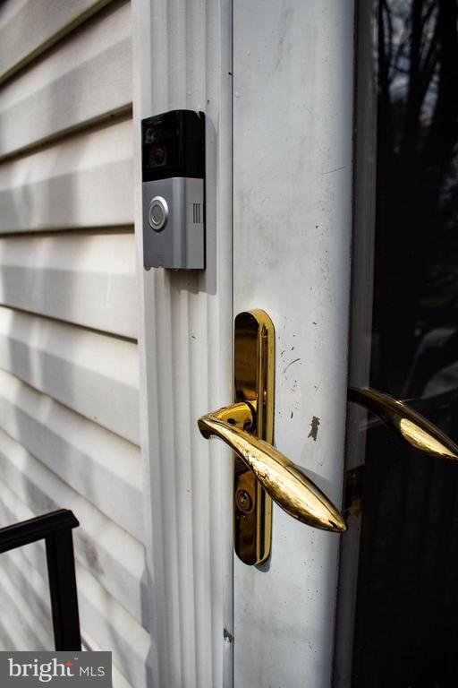 Building Photo - 2095 Pawlet Dr