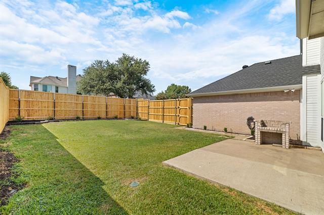 Building Photo - 1109 San Saba Dr