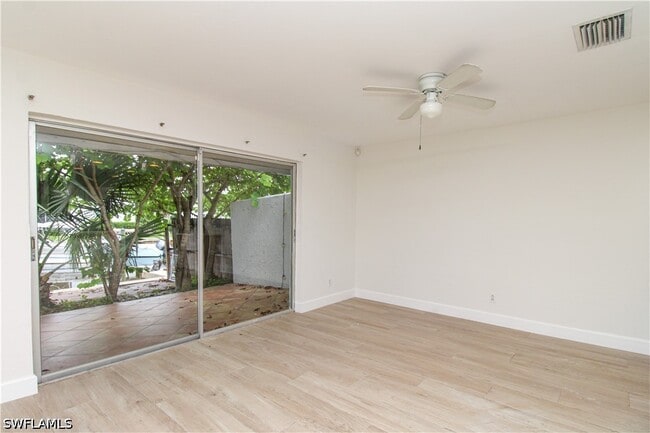 Building Photo - 1331 Chesapeake Ave