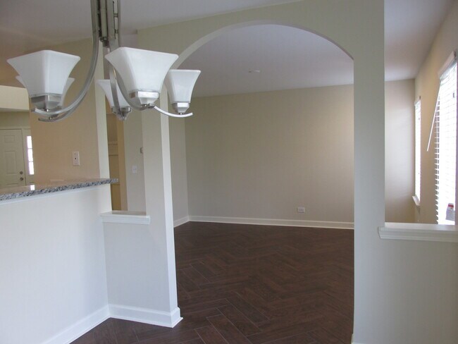 Building Photo - 32461 Rushmore Ave