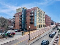 Building Photo - 220 W Jackson Ave