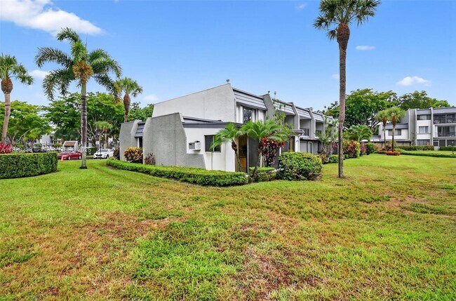 Building Photo - 4817 Esedra Ct