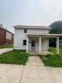 Building Photo - 206 N Main St