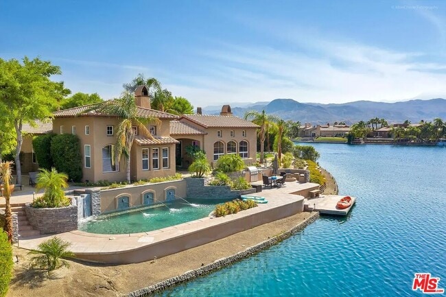 Building Photo - 14 Via Santa Velera