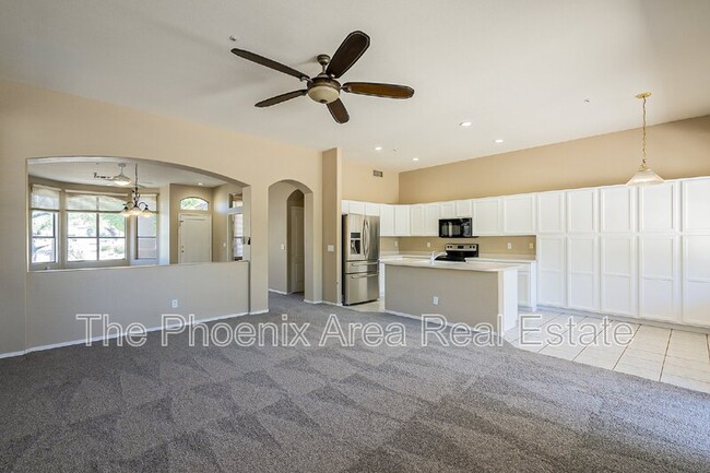 Building Photo - 7237 E Gallego Ln