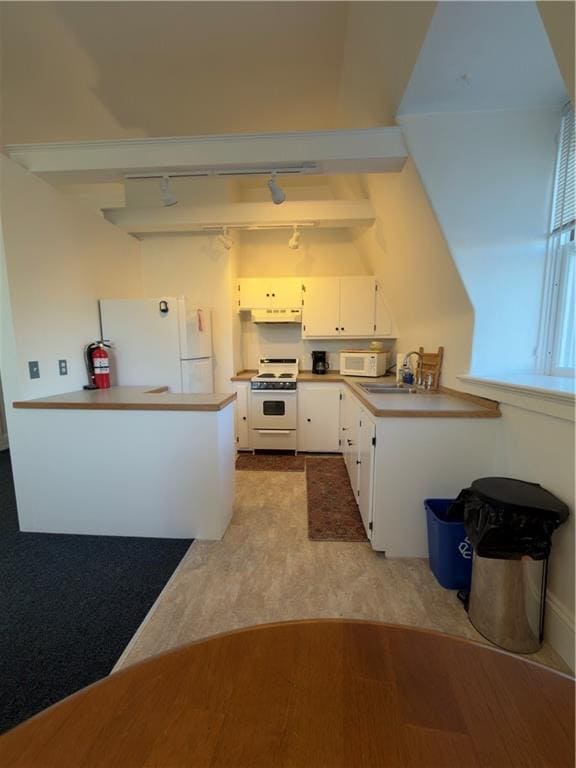 Building Photo - 6 Sunnyside Pl