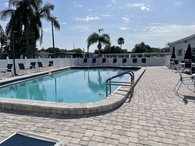 Building Photo - 5646 Blue Harbor Dr