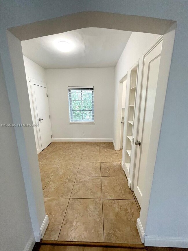 Building Photo - 720 Meridian Ave