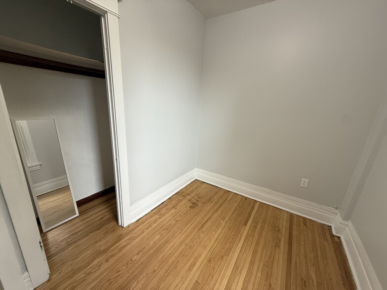 Bedroom 2 - 2525 N Saint Louis Ave