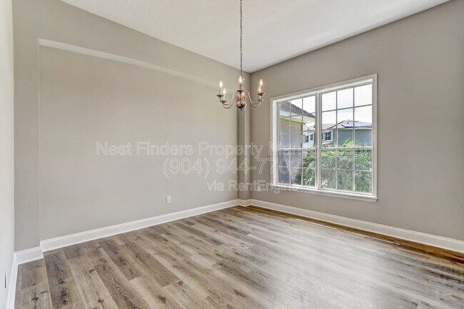 Building Photo - 2436 Bonnie Lakes Dr