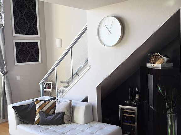 Building Photo - "Chic 1-Bedroom Retreat in Palo Alto with ...