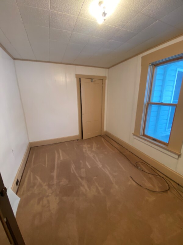 Building Photo - 205 Loucks Ave