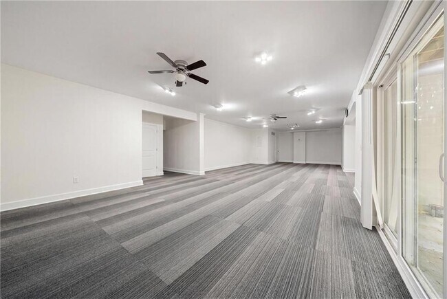 Building Photo - 8175 Scenic Ridge Wy