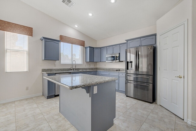 Building Photo - 3051 Hills of Gold Ct