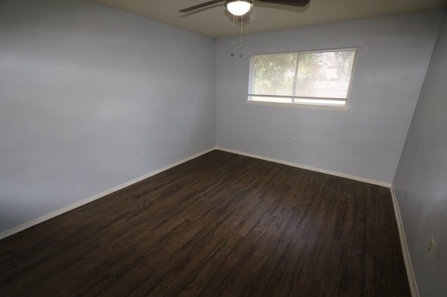 Building Photo - 1607 Chilton Ln