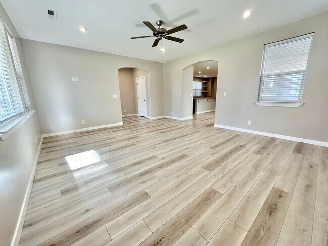 Building Photo - 797 Red Marble Ln