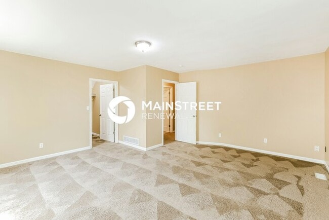 Building Photo - 4 Bedroom Pet-Friendly Home in Lansing, KS with Main Street Renewal