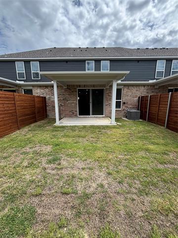 Building Photo - 1529 Creekside Dr