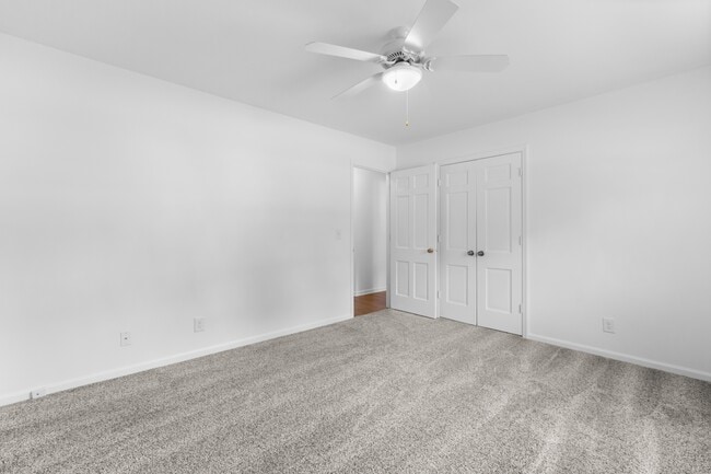Building Photo - 1009 Plateau Ln