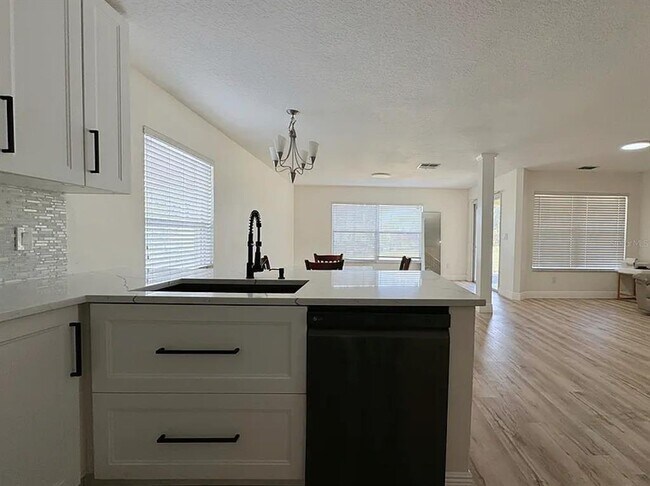 Building Photo - 15345 Harrowgate Way
