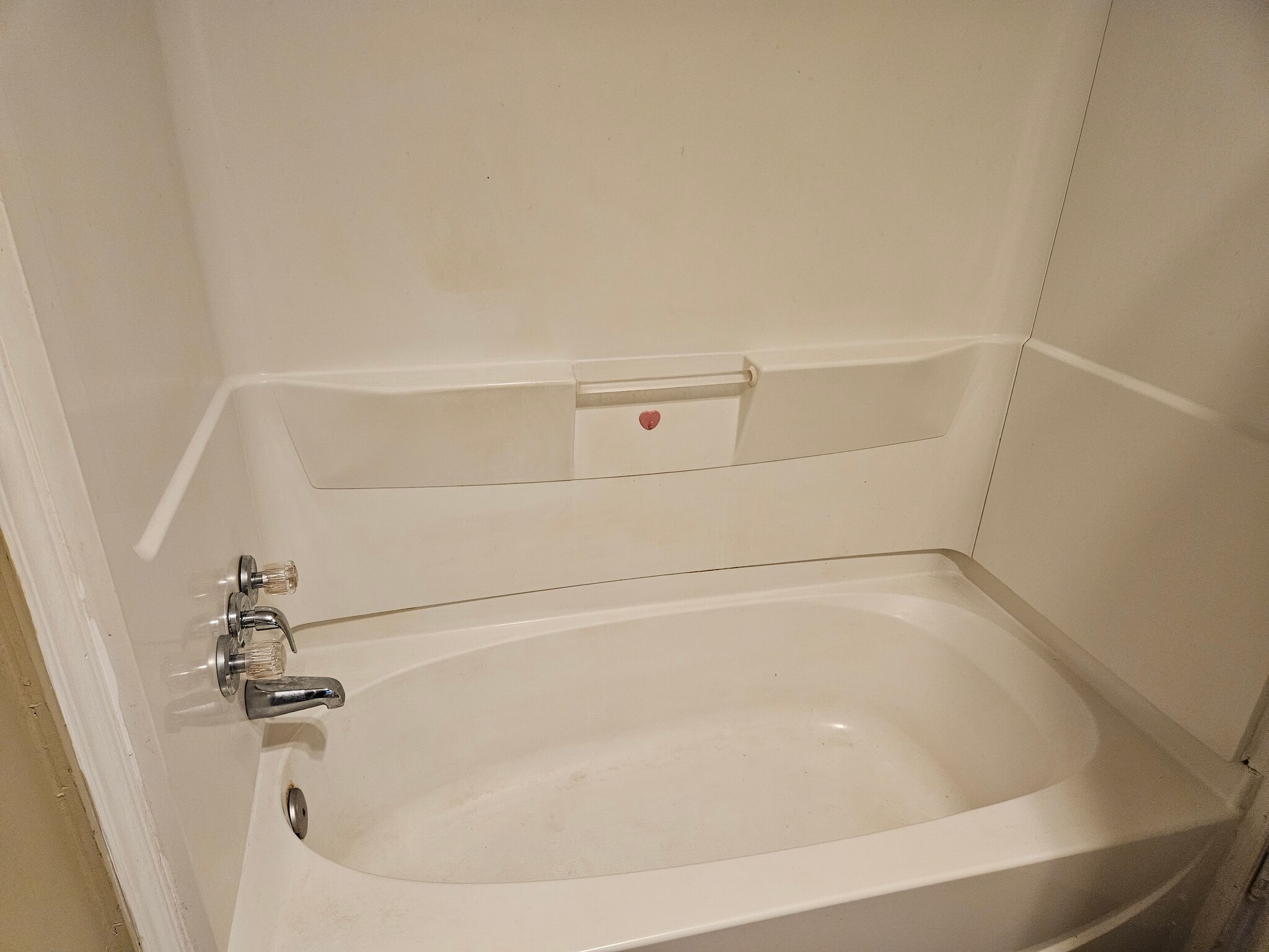 Building Photo - 3 King Ct