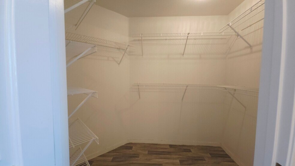 Building Photo - 7127 S Durango Dr