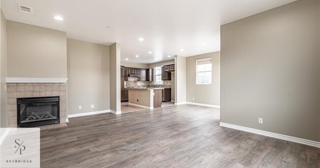 Building Photo - 11352 Renaissance Way