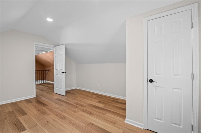 Building Photo - 1467 Ryan St SW