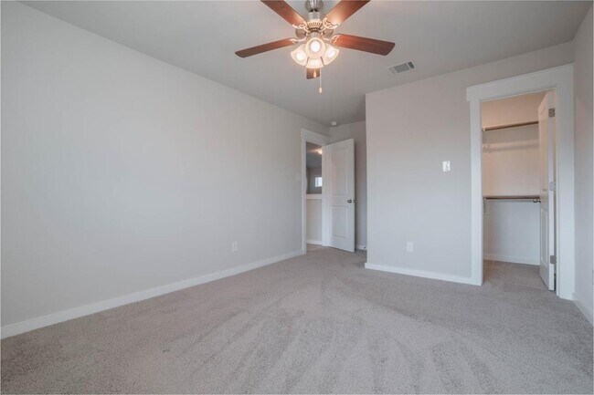 Building Photo - 2202 Rocoso Trl