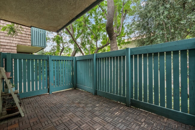 Building Photo - 5700 Etiwanda Ave