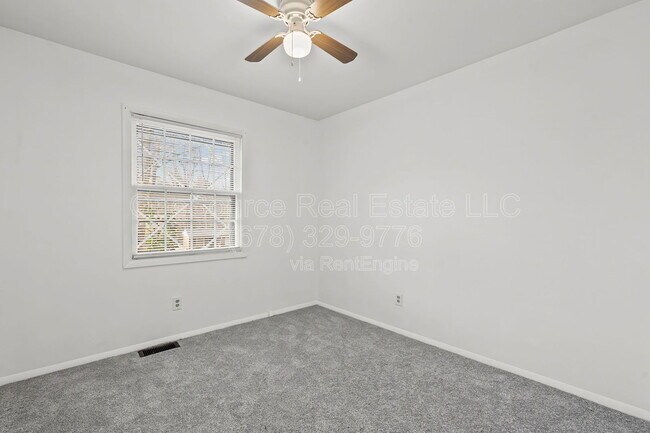 Building Photo - 4488 Richard Rd