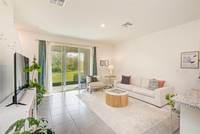 Building Photo - 11130 Crescent Deer Dr