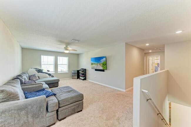 Building Photo - Beautiful Home For Rent In Crosswind Point!