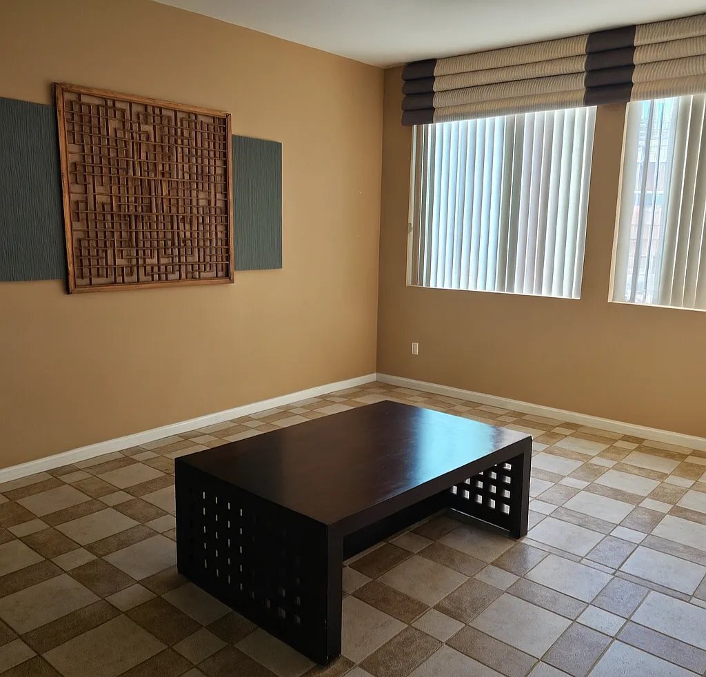 Building Photo - 83934 Avenida Verano