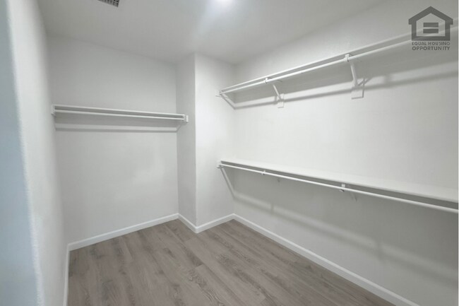 Building Photo - 3Bed/2Bath House at AZ-101 Loop/75th Ave! Ready for Immediate Move-In! -- HOME OFFICE!