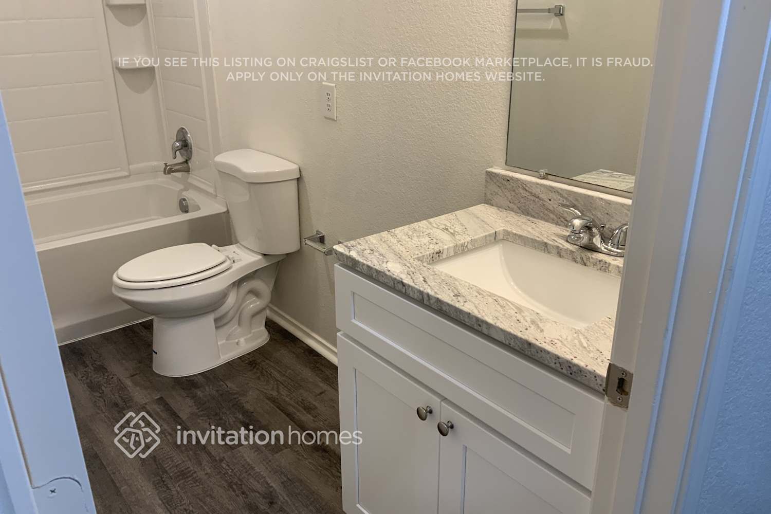 Building Photo - 1040 English Ivy Dr