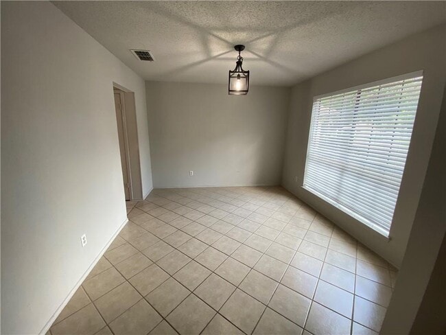 Building Photo - 4512 Sojourner St