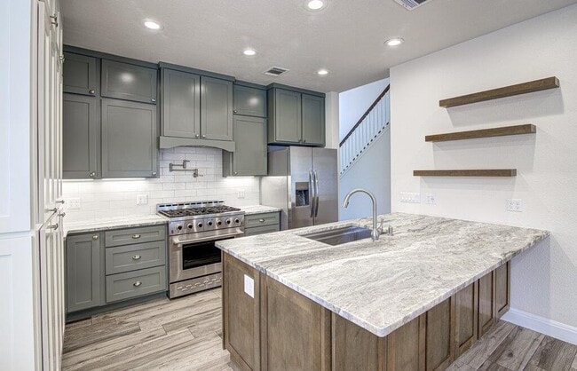 Building Photo - 6203 Spicebrush Cove